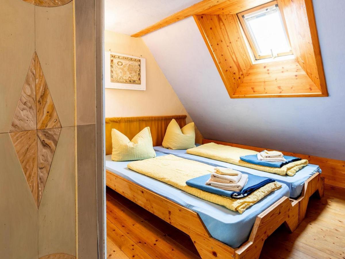 Appartement Wohnen Im Denkmal à Gumperda Extérieur photo